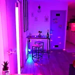 Luxe Sauna Romantique: Biscarosse Getaway Apartment