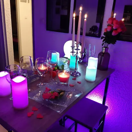 Et Sauna Privatif à Biscarosse Pour Nuit Romantique Balnéothérapie Et Sauna Accessible Toute L Année Dans L Petit Dejeuner Et Repas En Option Reglement Sur Place Appartement *