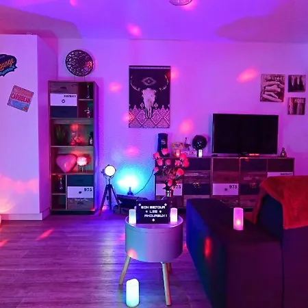 Et Sauna Privatif à Biscarosse Pour Nuit Romantique Balnéothérapie Et Sauna Accessible Toute L Année Dans L Petit Dejeuner Et Repas En Option Reglement Sur Place Appartement *