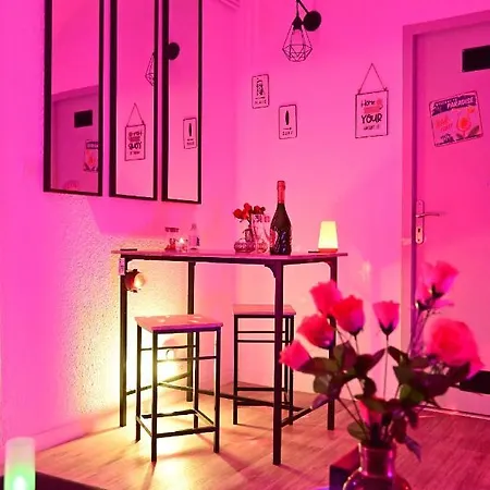Et Sauna Privatif à Biscarosse Pour Nuit Romantique Balnéothérapie Et Sauna Accessible Toute L Année Dans L Petit Dejeuner Et Repas En Option Reglement Sur Place Appartement